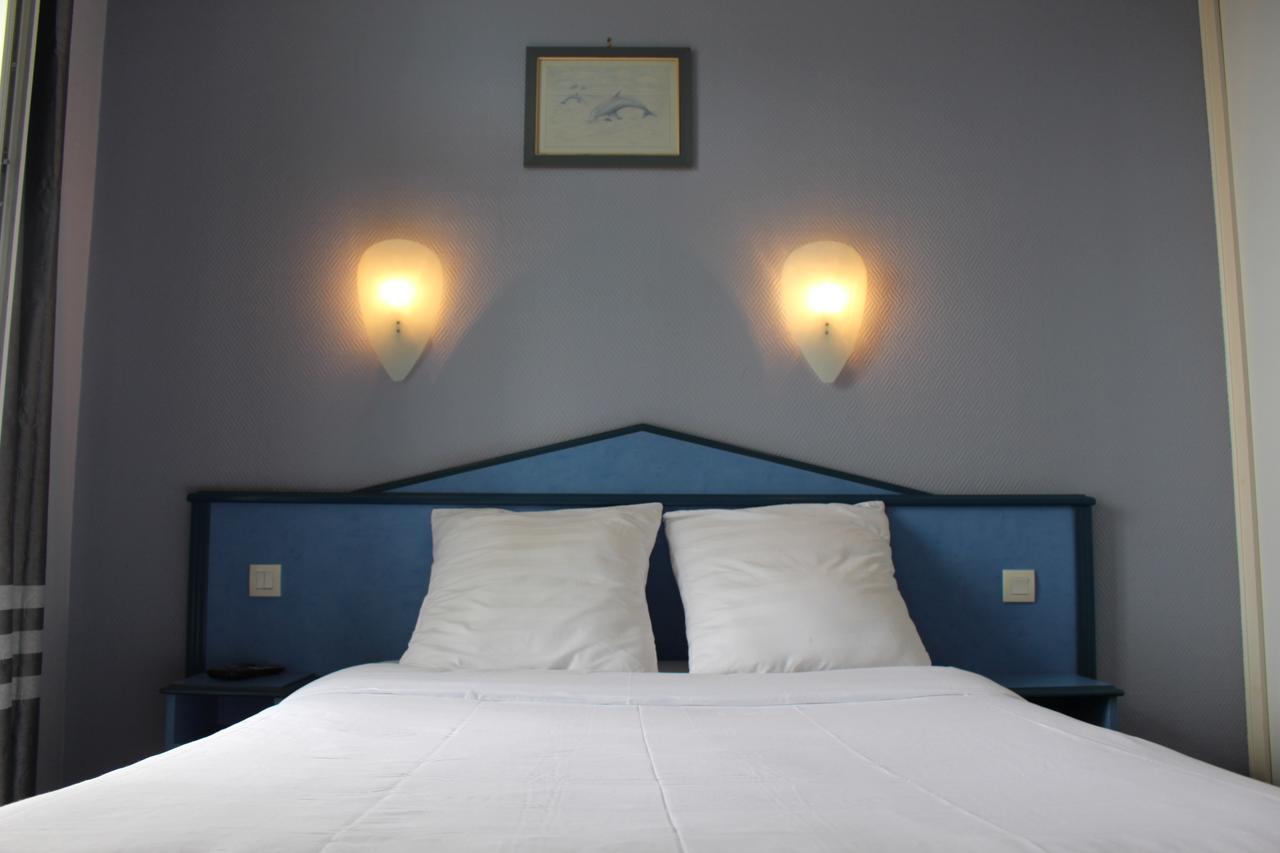 Le Voltaire Hotel Berck Exterior photo