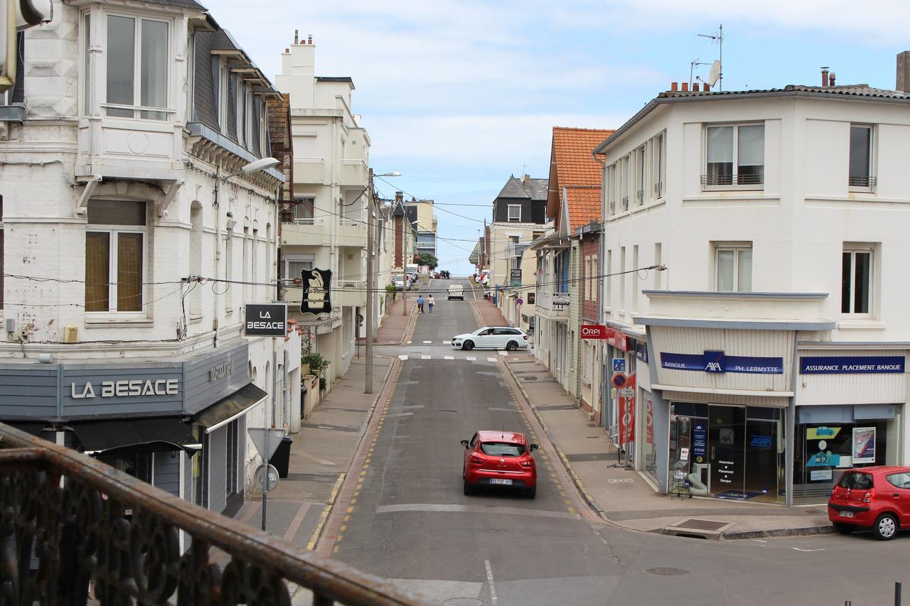 Le Voltaire Hotel Berck Exterior photo